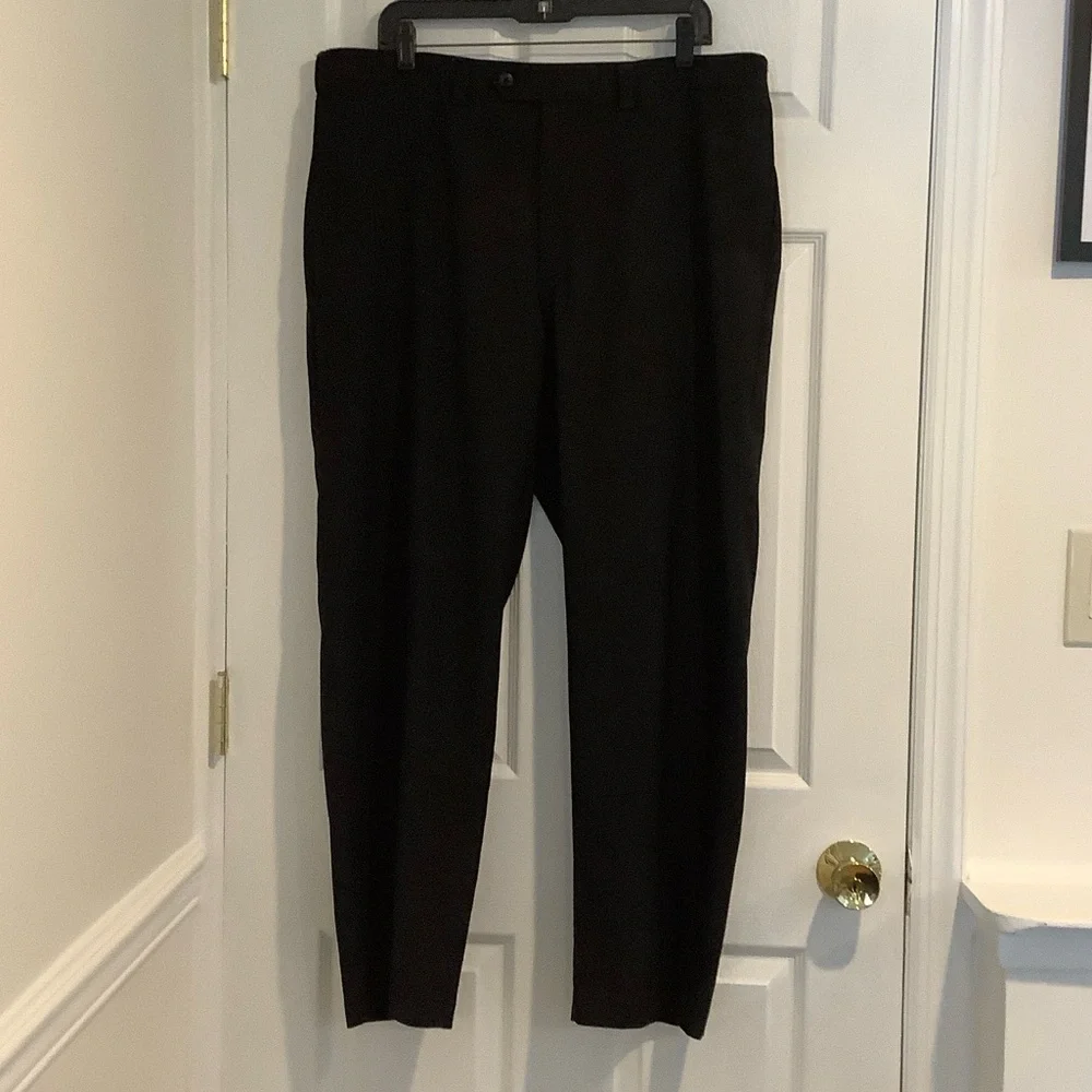 HAGGAR Men’s Black No Iron Flat Front Career Professional Formal Dress Pants 38